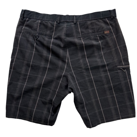 Greg Norman for Tasso Elba Plaid Cargo Shorts Size 36 Black Gray Golf Travel - Picture 6 of 11